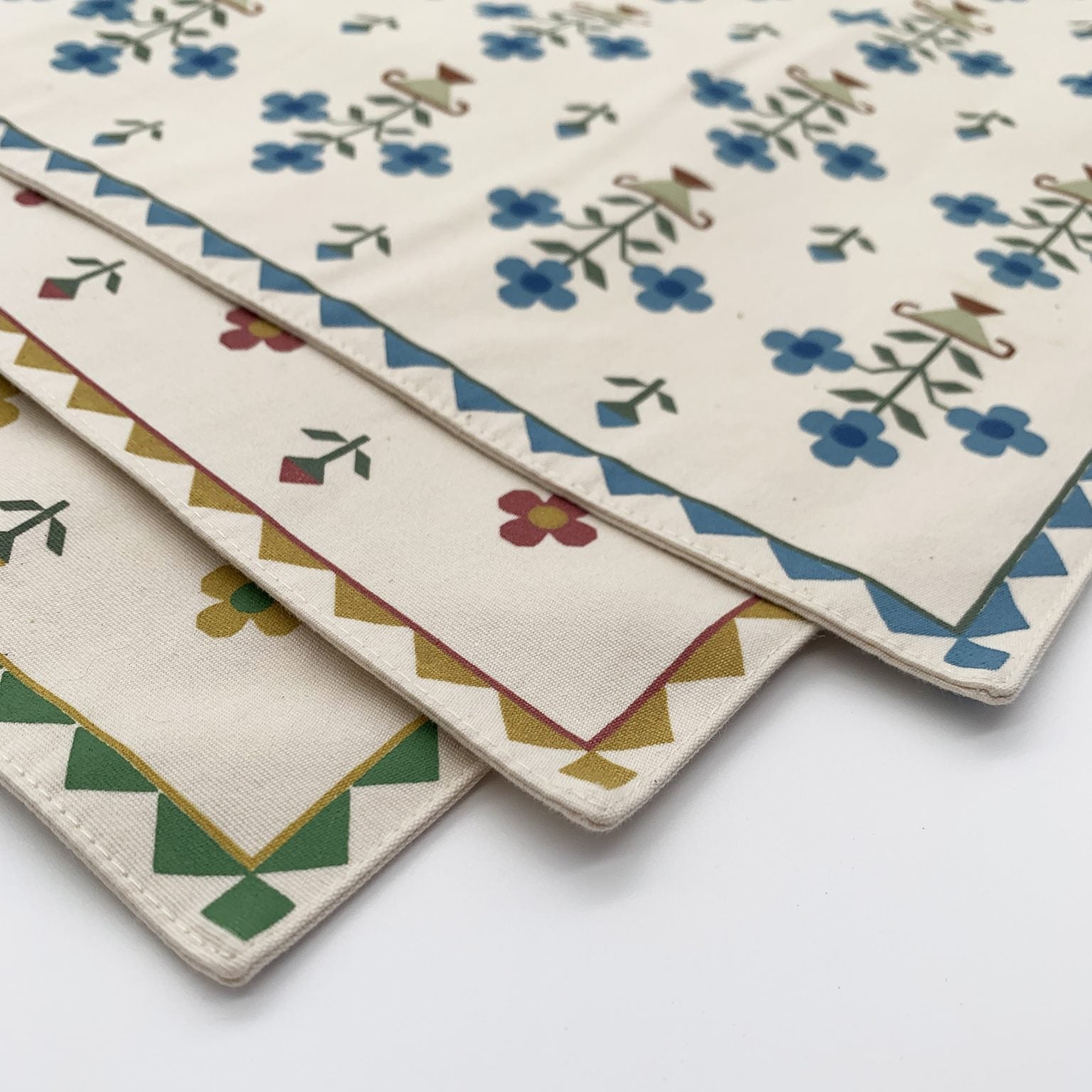 Ottoman Vase Placemat Malaika