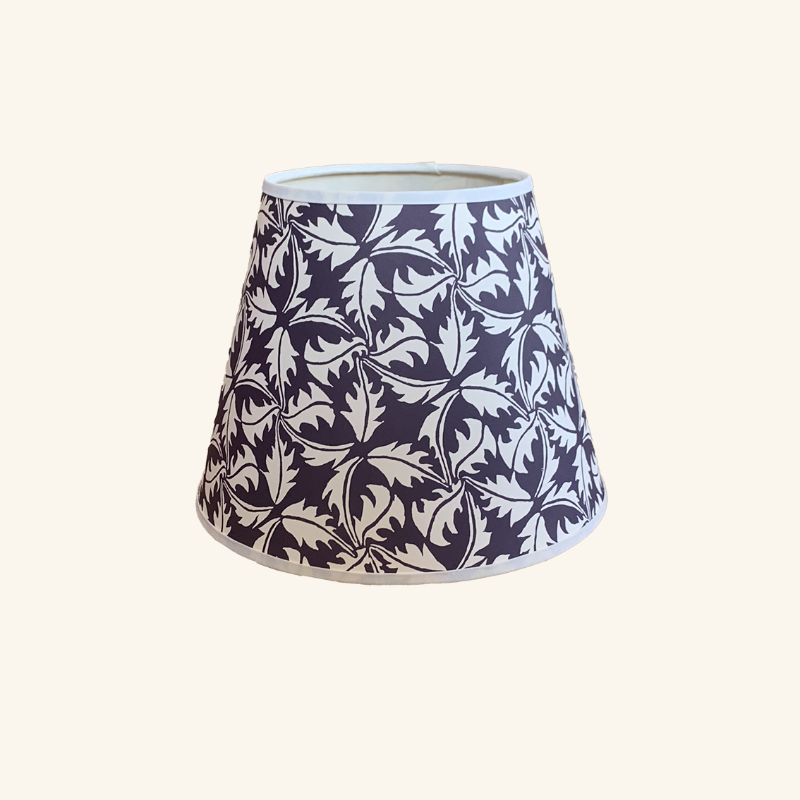 Handmade Paper Shade Dandelion Navy – Petite (T15 x B25 x H20cm) Rosi de Ruig